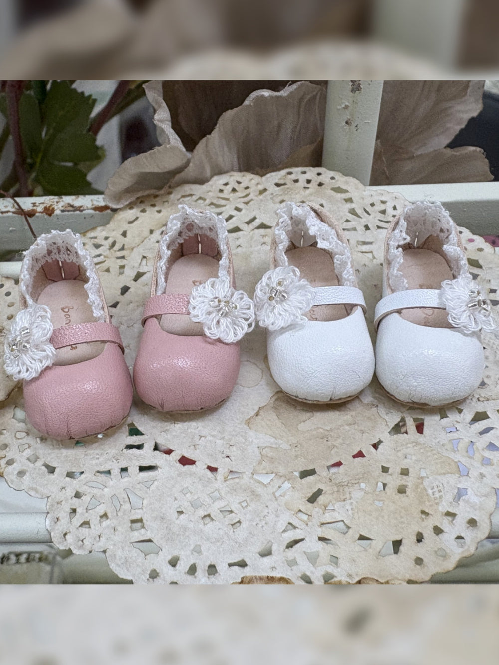 Flower Round Toe Leather Blythe Flats | ToastDoll