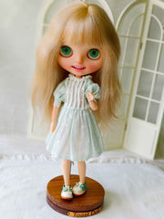 Mint Sheer Layered Blythe Outfit Close-up | ToastDoll