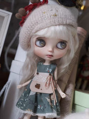 Christmas Vibe Blythe Outfit On Doll Display | ToastDoll