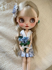 Vintage Blue Floral Blythe Dress Set Half Body Shot | ToastDoll