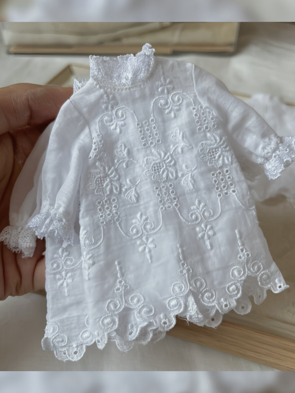 Eyelet Lace Blythe 1/6 BJD Dress Detail | ToastDoll