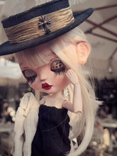 Cool Beauty Custom Blythe OOAK - Chic Doll - ToastDoll