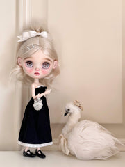 Odette Custom Blythe OOAK Front View | ToastDoll