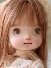 Pip Custom 1/6 BJD OOAK Pouty Cute Doll Close-up | ToastDoll