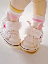 Fluffy Middle Top Animal Boots Handmade Ob11 Shoes On Doll Display | ToastDoll