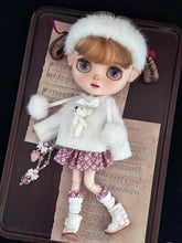 Cute Fuzzy Bear Tartan Blythe Outfit | ToastDoll