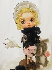 Ophelia Custom Blythe OOAK Front View | ToastDoll