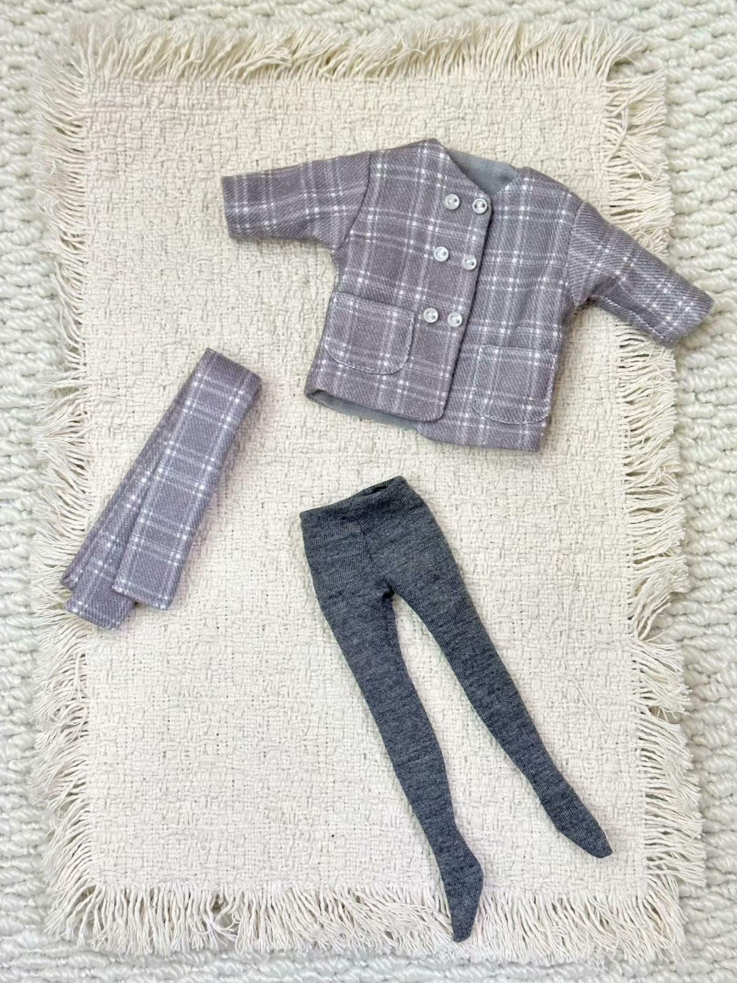 Grey Plaid Blythe 1/6 BJD Outfit Flat Lay | ToastDoll