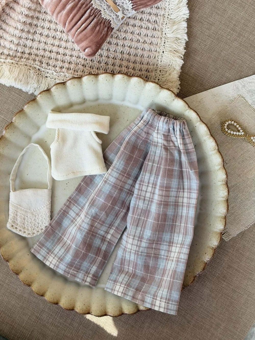 Casual Plaid Blythe 1/6 BJD Set Flat Lay | ToastDoll