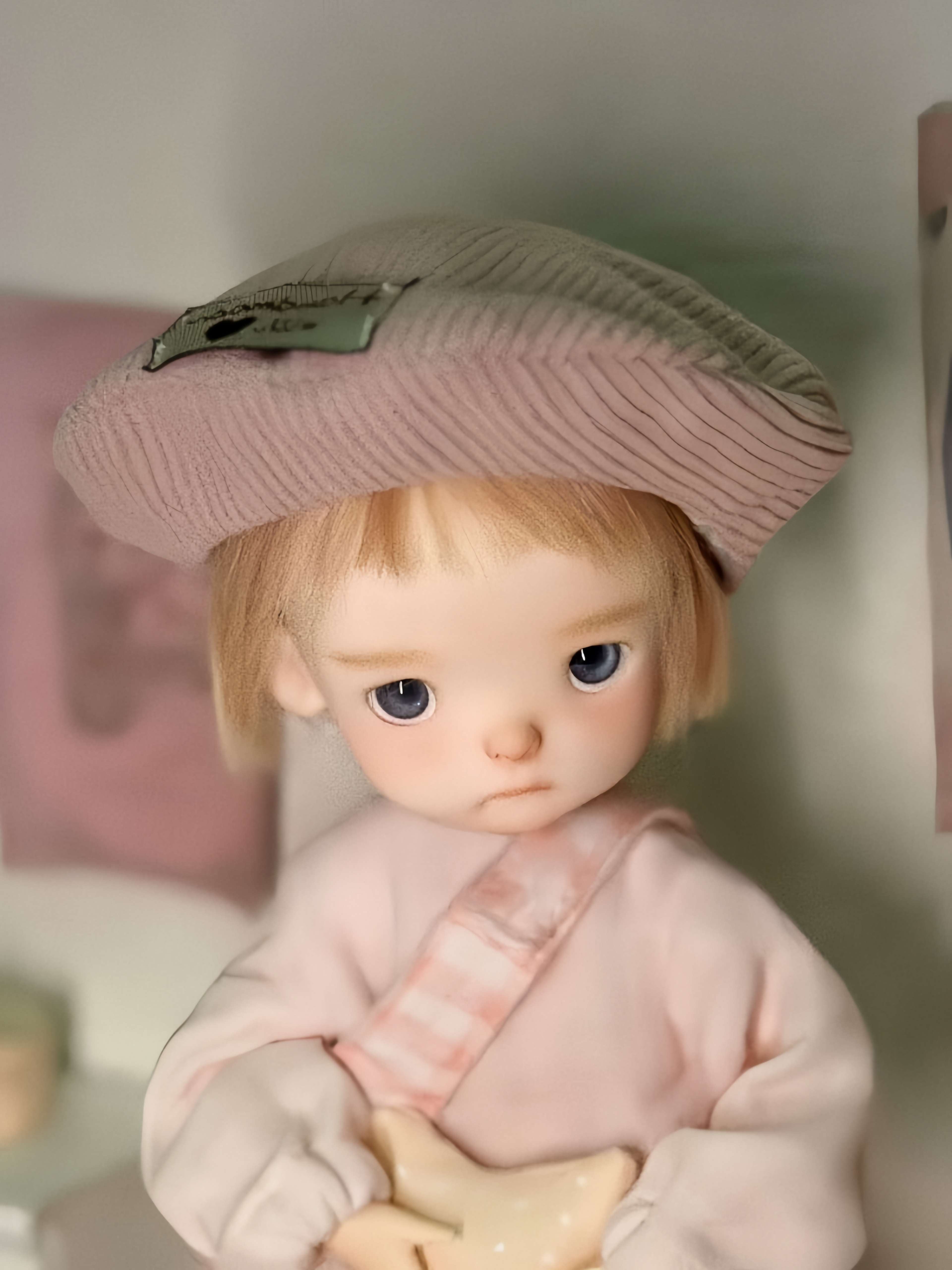 Cute Soft Beret 1/6 BJD Hat On Doll Display | ToastDoll