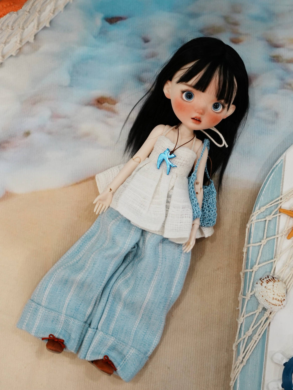 Minimalist Blue Breeze Blythe Outfit Full Body View | ToastDoll