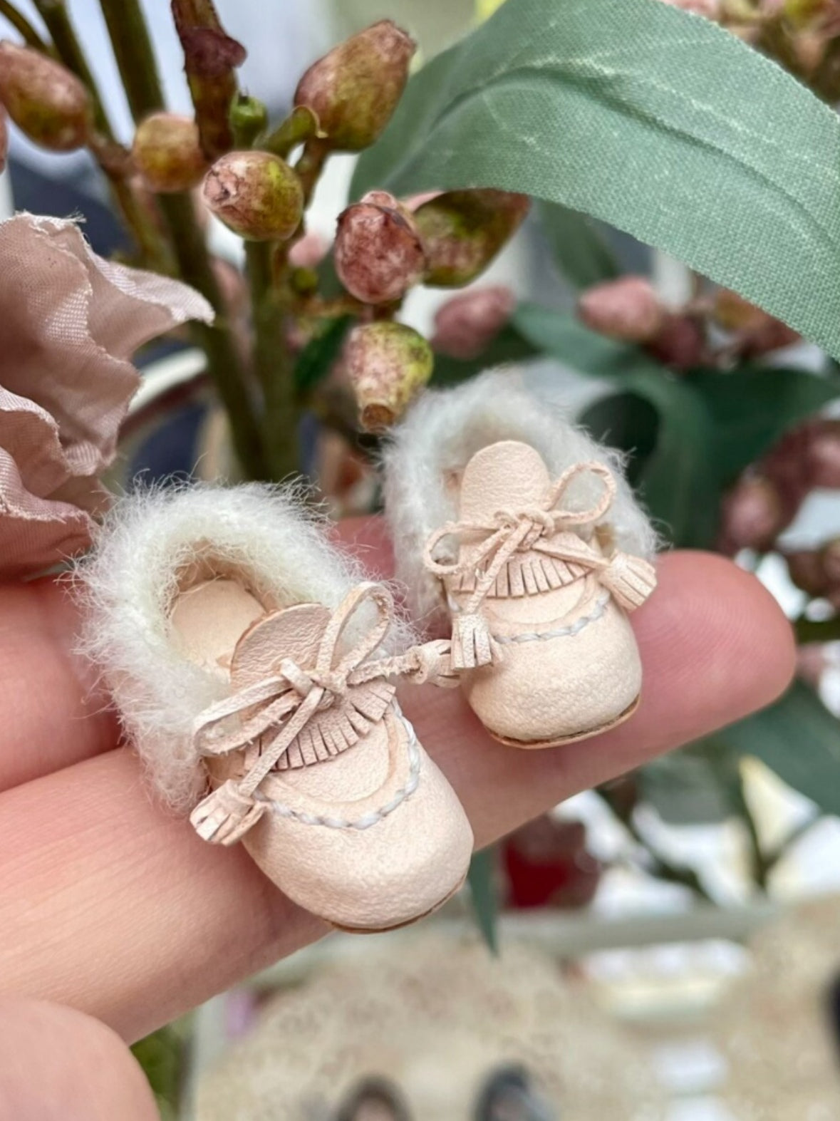 Handmade Shoes for Blythe/Obitsu,Faux Fur Trim Flat