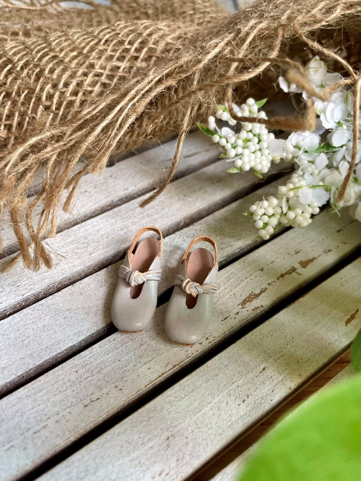 Simple Leather Knot Blythe Sandals - Handmade Doll Shoes - ToastDoll