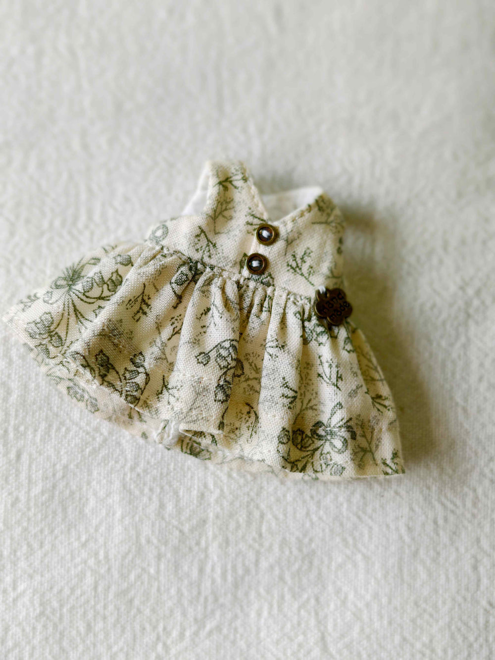White Green Floral OB11 Dress Set Detail | ToastDoll