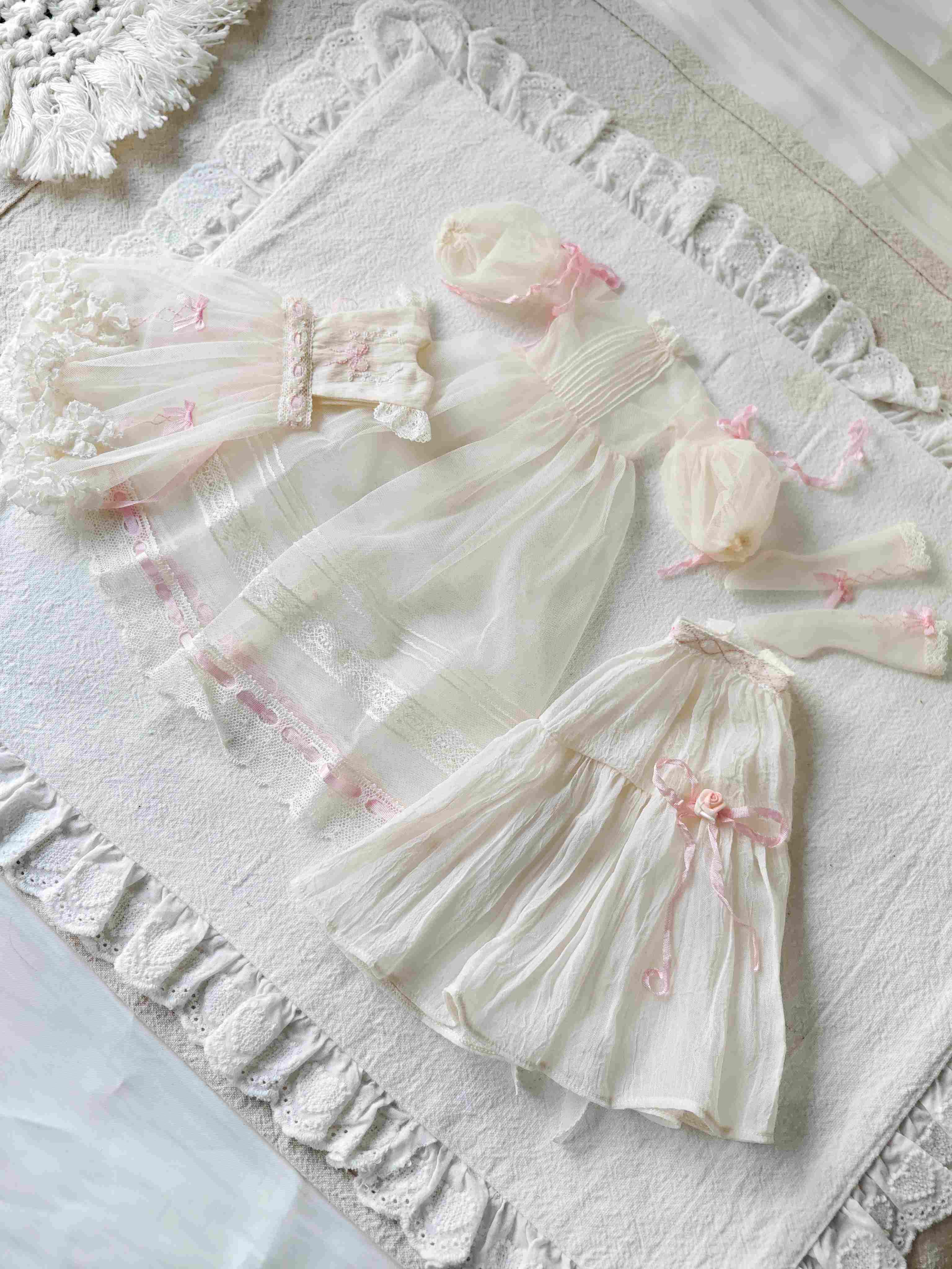 Handmade Outfit for Blythe/Obitsu/Pullip, Lace Embroidered Dress Set