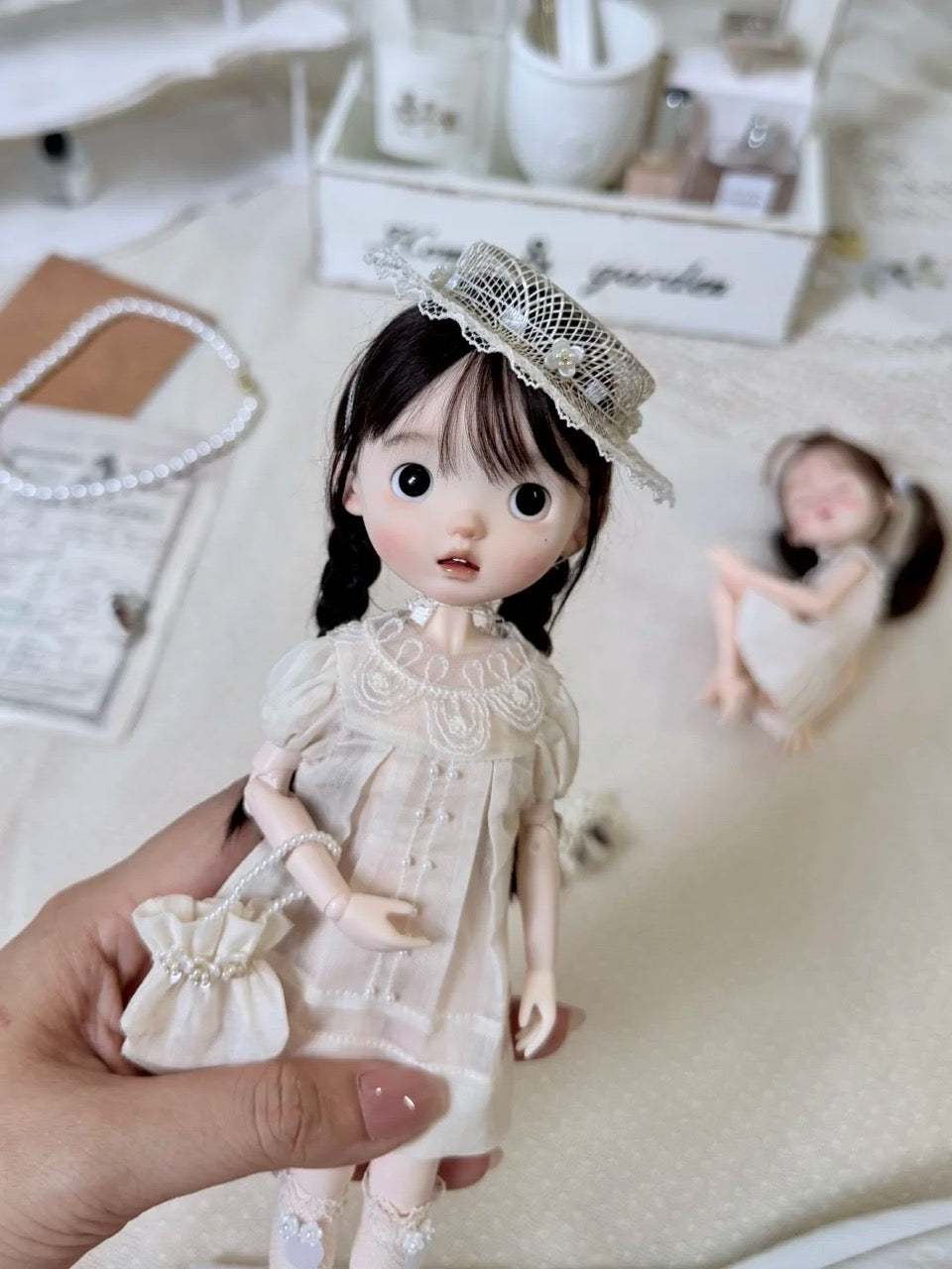 Sweet Babydoll Blythe 1/6 BJD Dress On Doll Display | ToastDoll