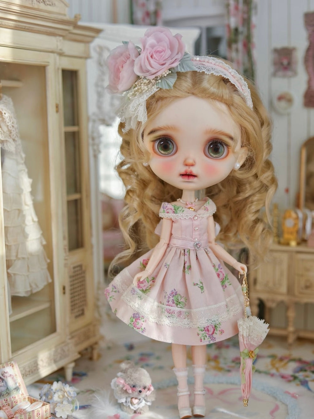 Floral Vintage Lady Blythe Pink Dress | ToastDoll