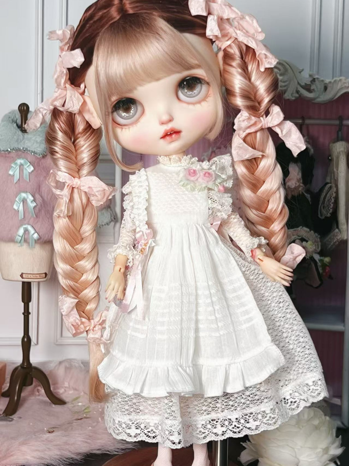 Dreamy Sweet Bow Lace Blythe Outfit - Handmade Clothes - ToastDoll