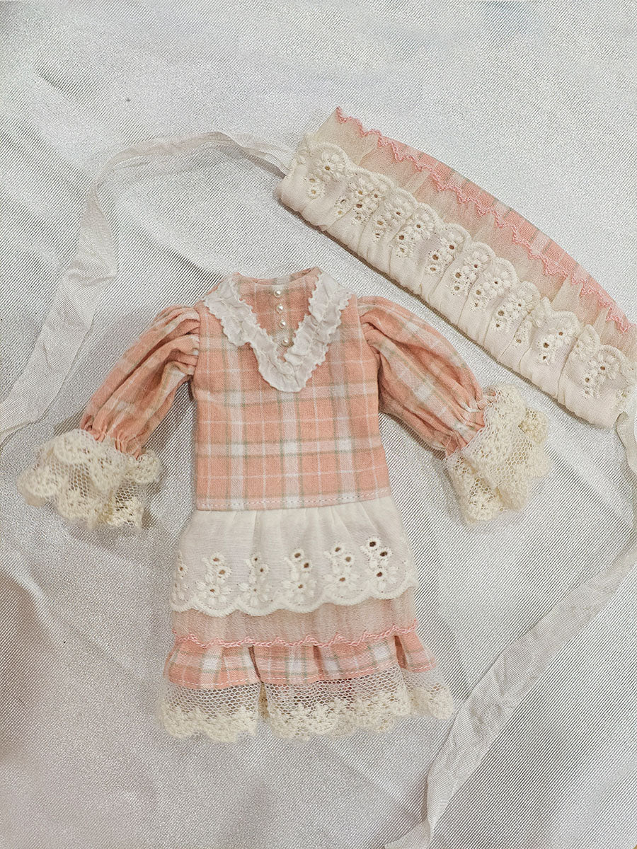Pink Lace Blythe Outfit - Handmade Doll Clothes - ToastDoll