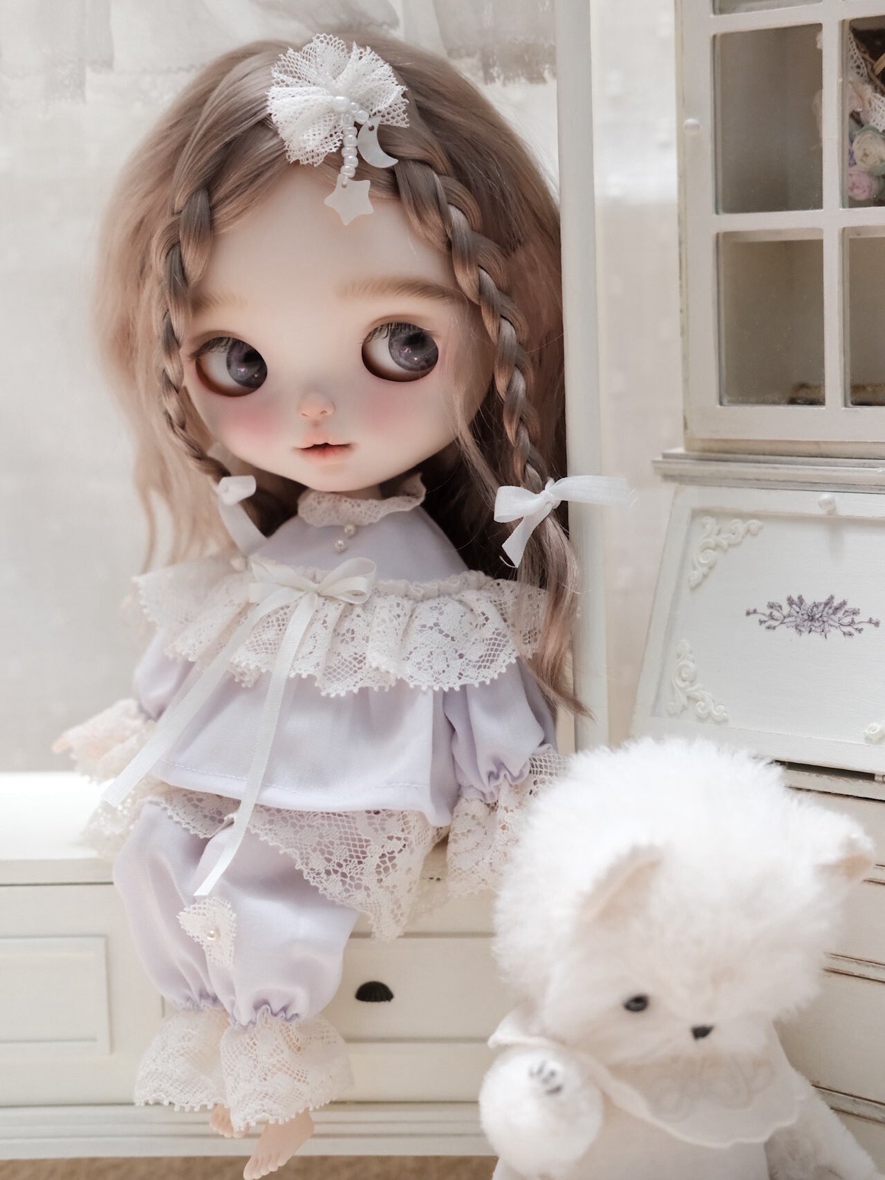 Ethereal Dreamy Lace Blythe Short Light-Purple Outfit | ToastDoll