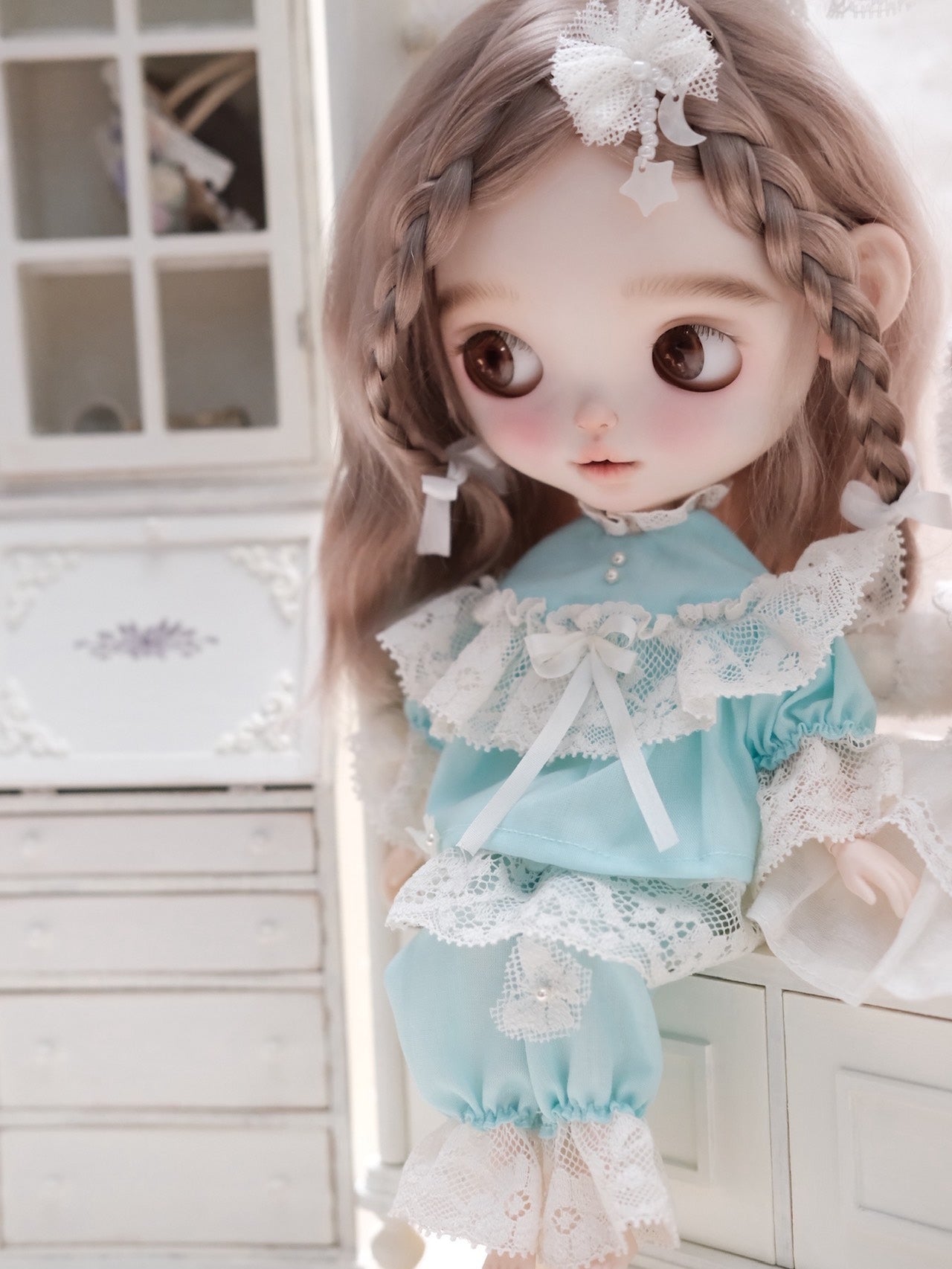 Ethereal Dreamy Lace Blythe Short Mint-Green Outfit | ToastDoll