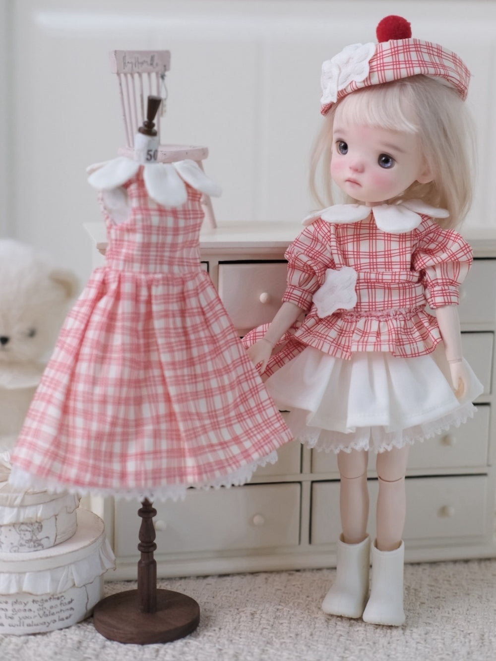 ⁠Red Plaid Blythe 1/6 BJD Dress Set On Doll Display | ToastDoll