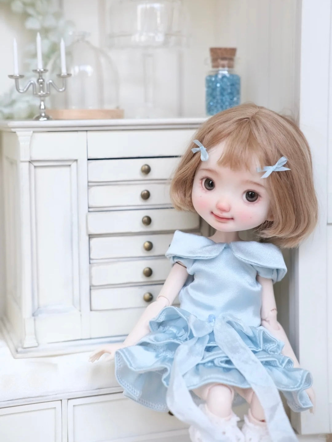 Elegant Silk Tiered Blythe BJD Dress - Handmade Doll Clothes - ToastDoll⁠