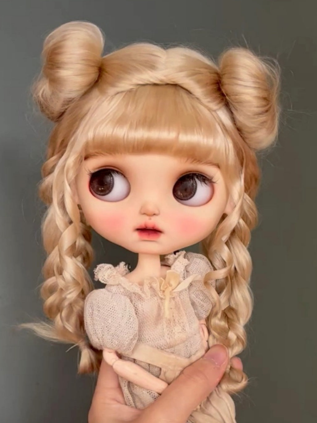 Handmade Blythe Wig, Curly Hair with High Buns