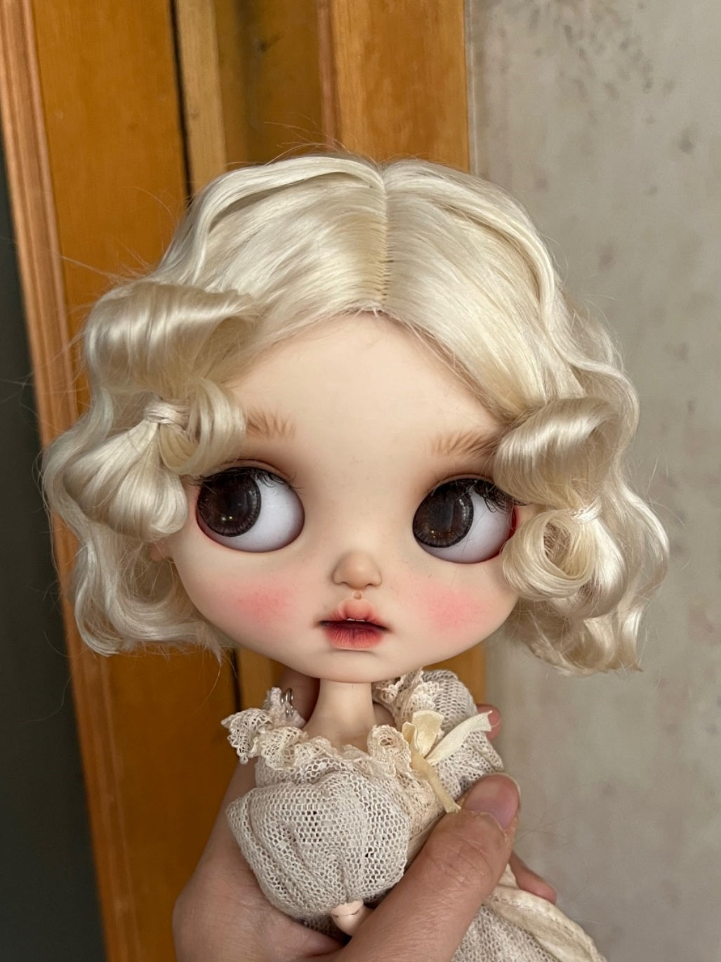 Handmade Blythe Wig,  Short Curly Hair
