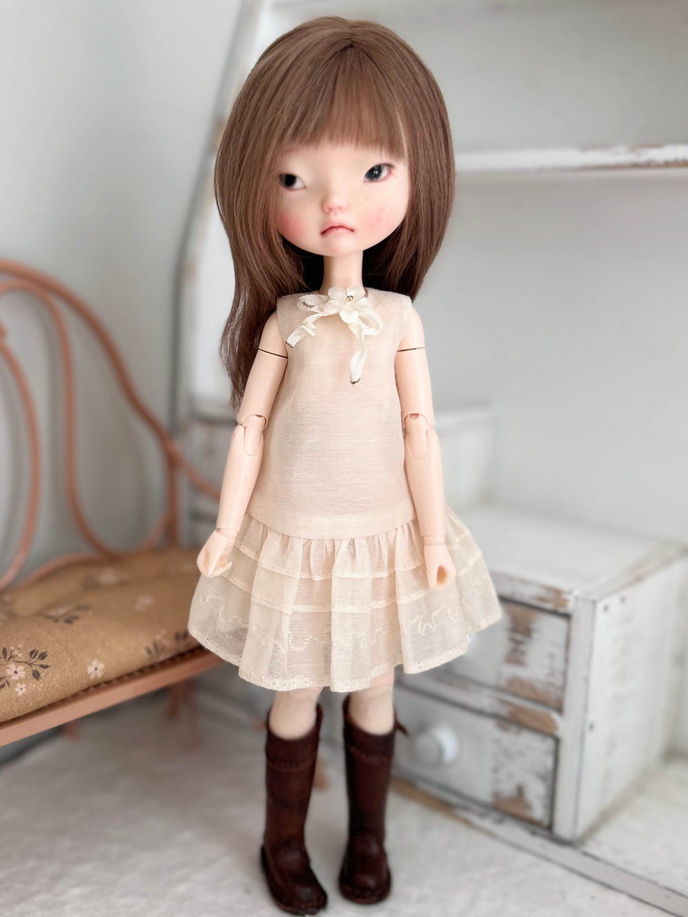 Pastoral Mesh Blythe 1/6 BJD Dress On Doll Display | ToastDoll
