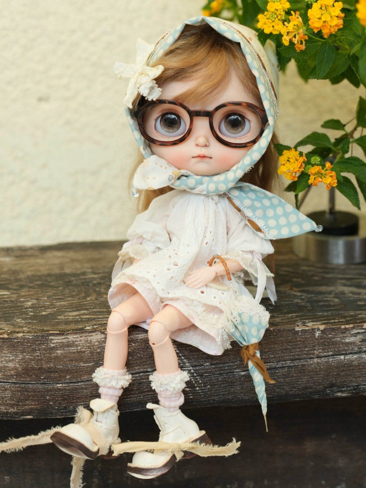 Handmade Shoes for Blythe/Obitsu, Distressed Hobo Round Toe Boots
