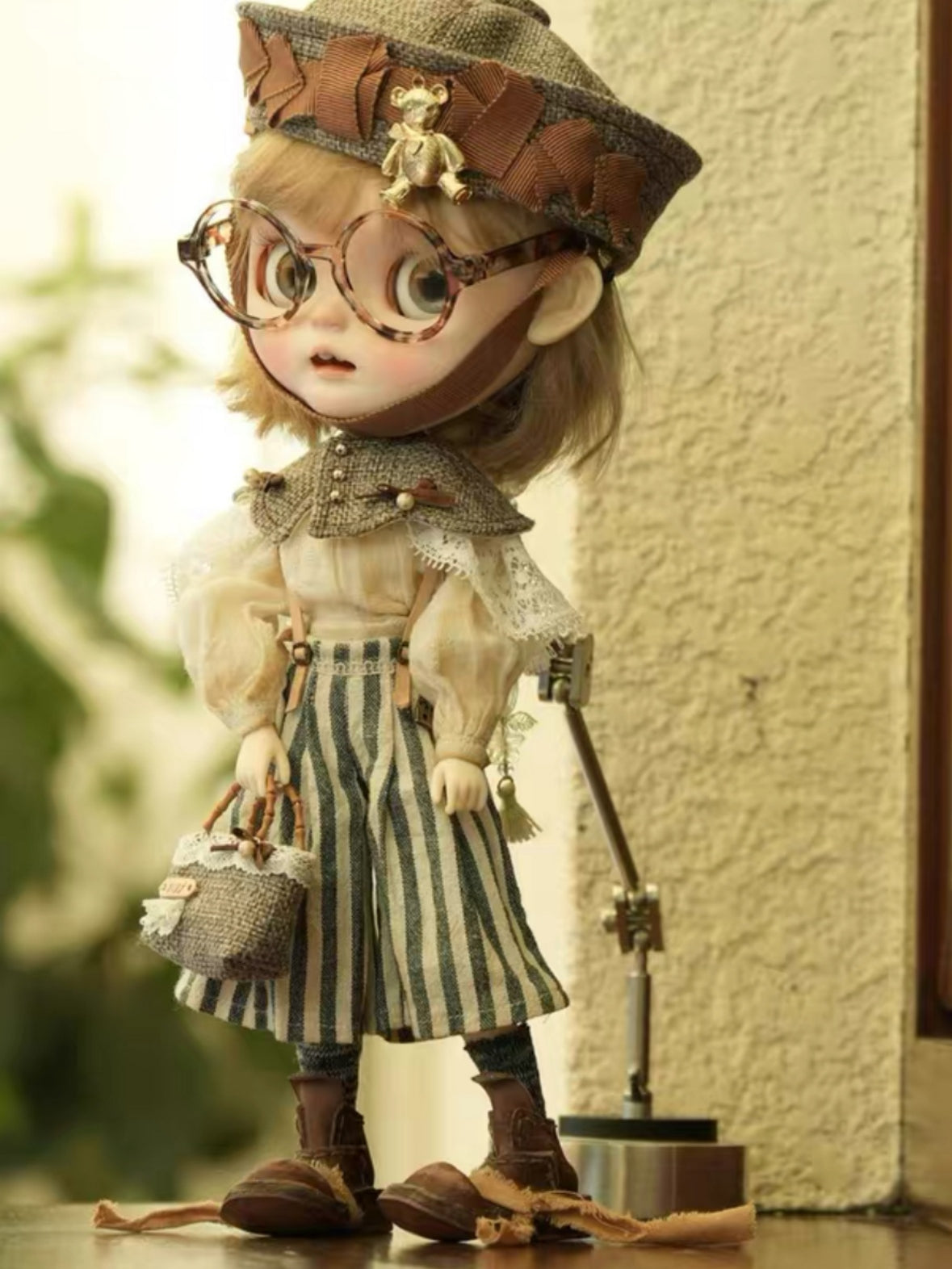 Handmade Shoes for Blythe/Obitsu, Distressed Hobo Round Toe Boots