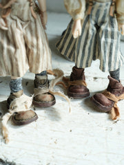 Handmade Shoes for Blythe/Obitsu, Distressed Hobo Round Toe Boots