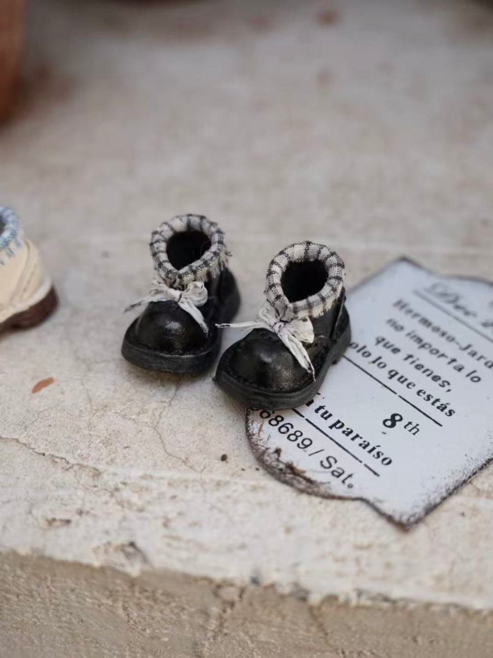 Black Antique Tea Party Blythe Boots | TastDoll