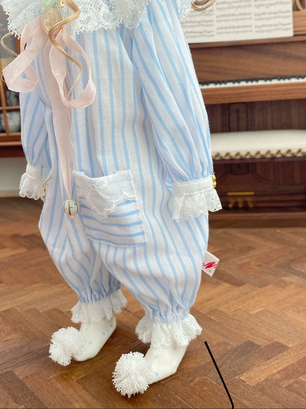 Baby Blue Circus Pajama Blythe Outfit Detail | ToastDoll