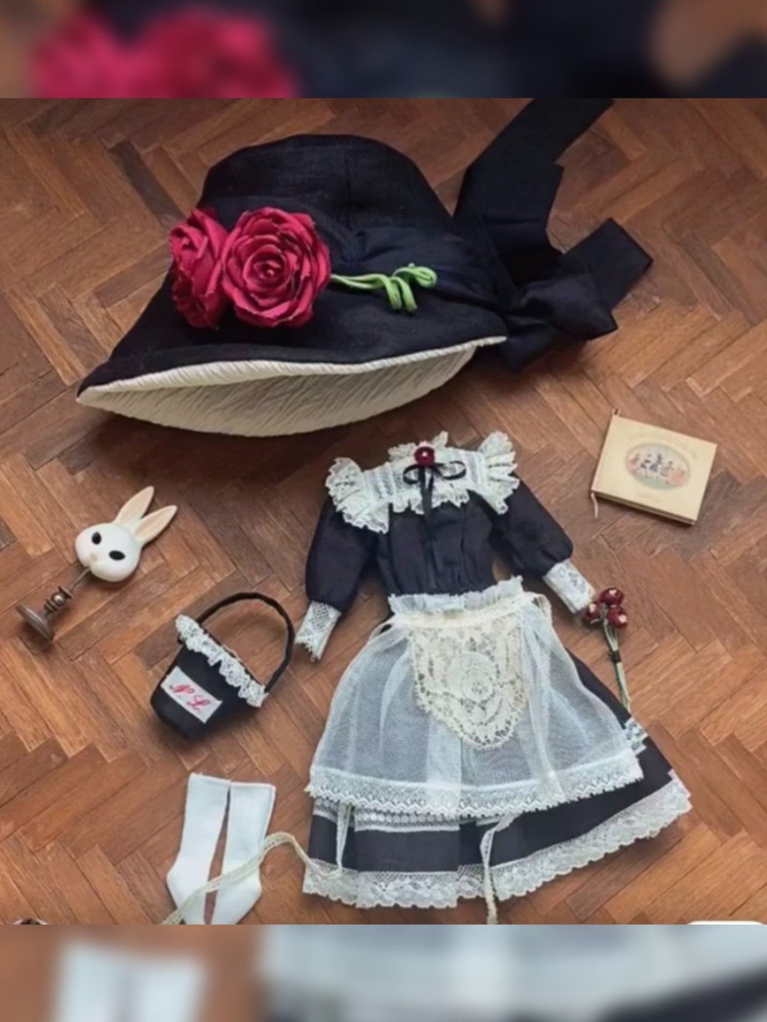 Victorian Black Blythe Dress Set Flat Lay | ToastDoll