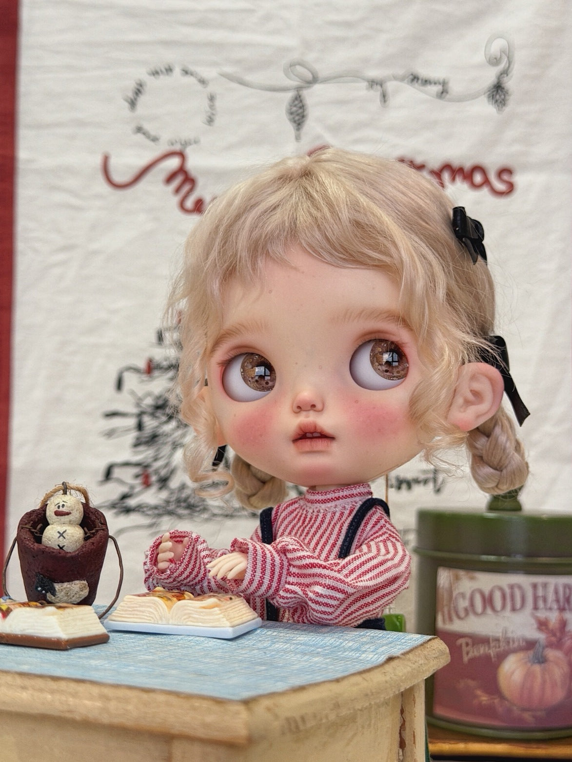 Noelle Custom Blythe OOAK - Holiday Vibe Doll - ToastDoll