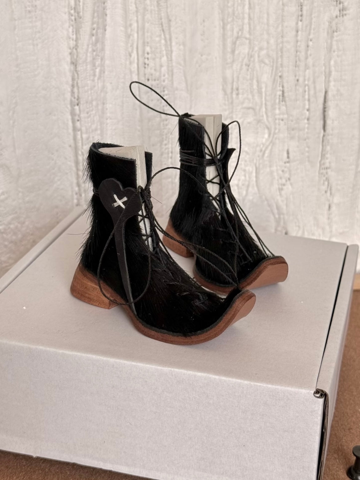 Black Furry Vintage Upturned Toe Strap Blythe Boots | ToastDoll
