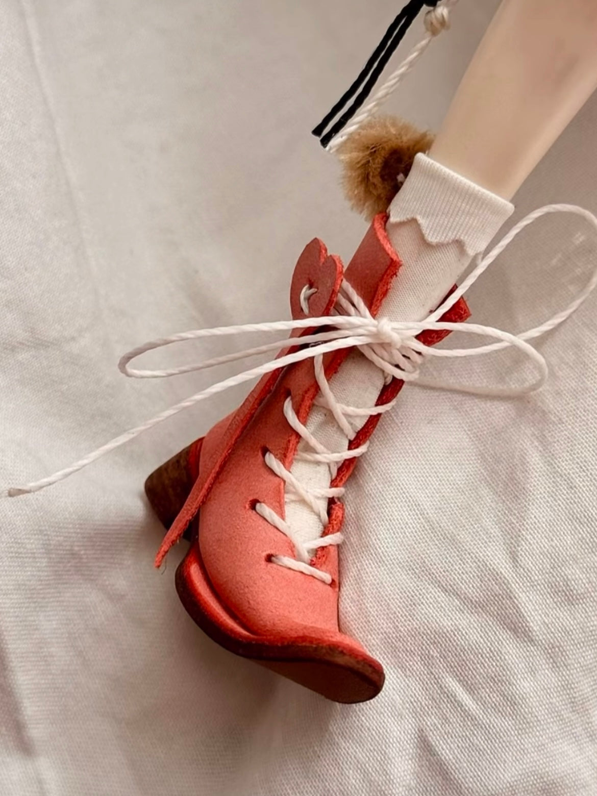 Upturned Toe Strap Blythe Boots - Handmade Doll Shoes - ToastDoll