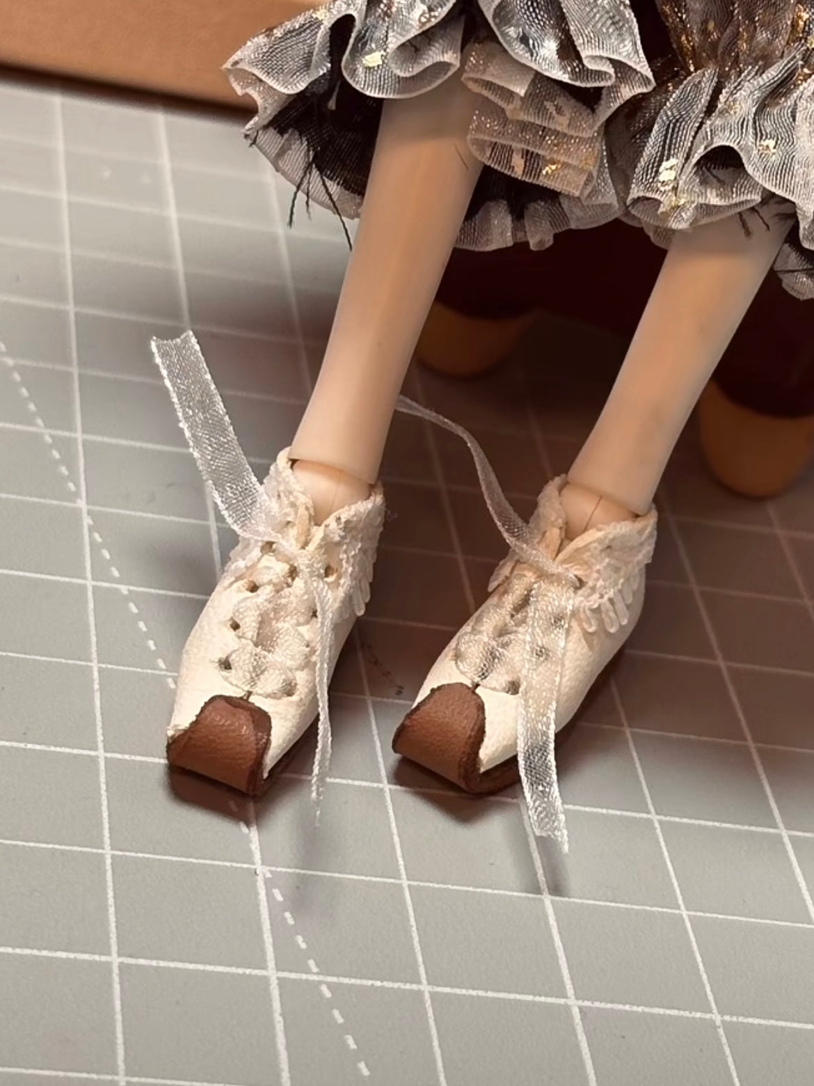 White Vintage Ribbon Leather Blythe Shoes | ToastDoll