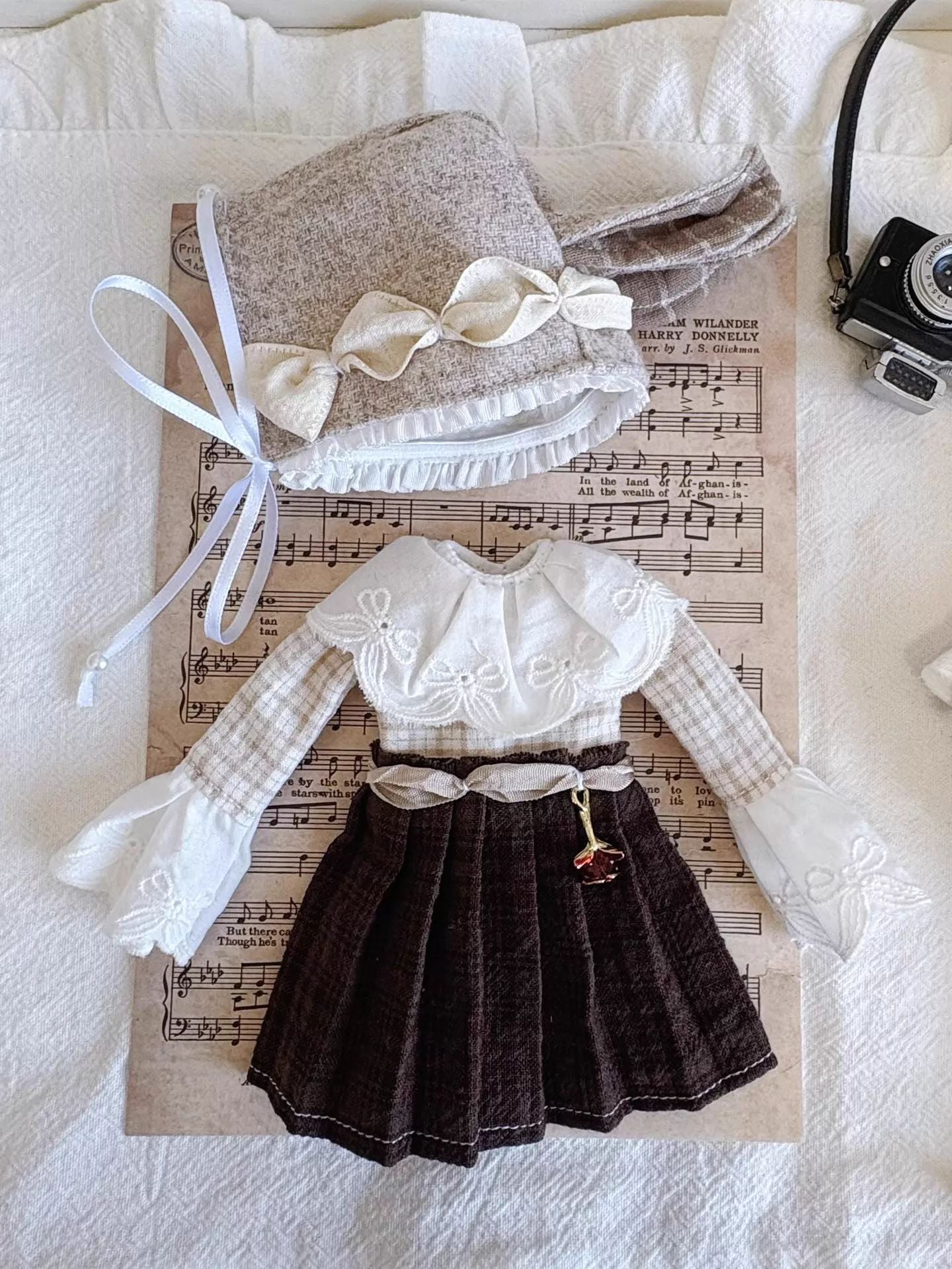 Bunny Plaid Blythe 1/6 BJD Set Flat Lay | ToastDoll