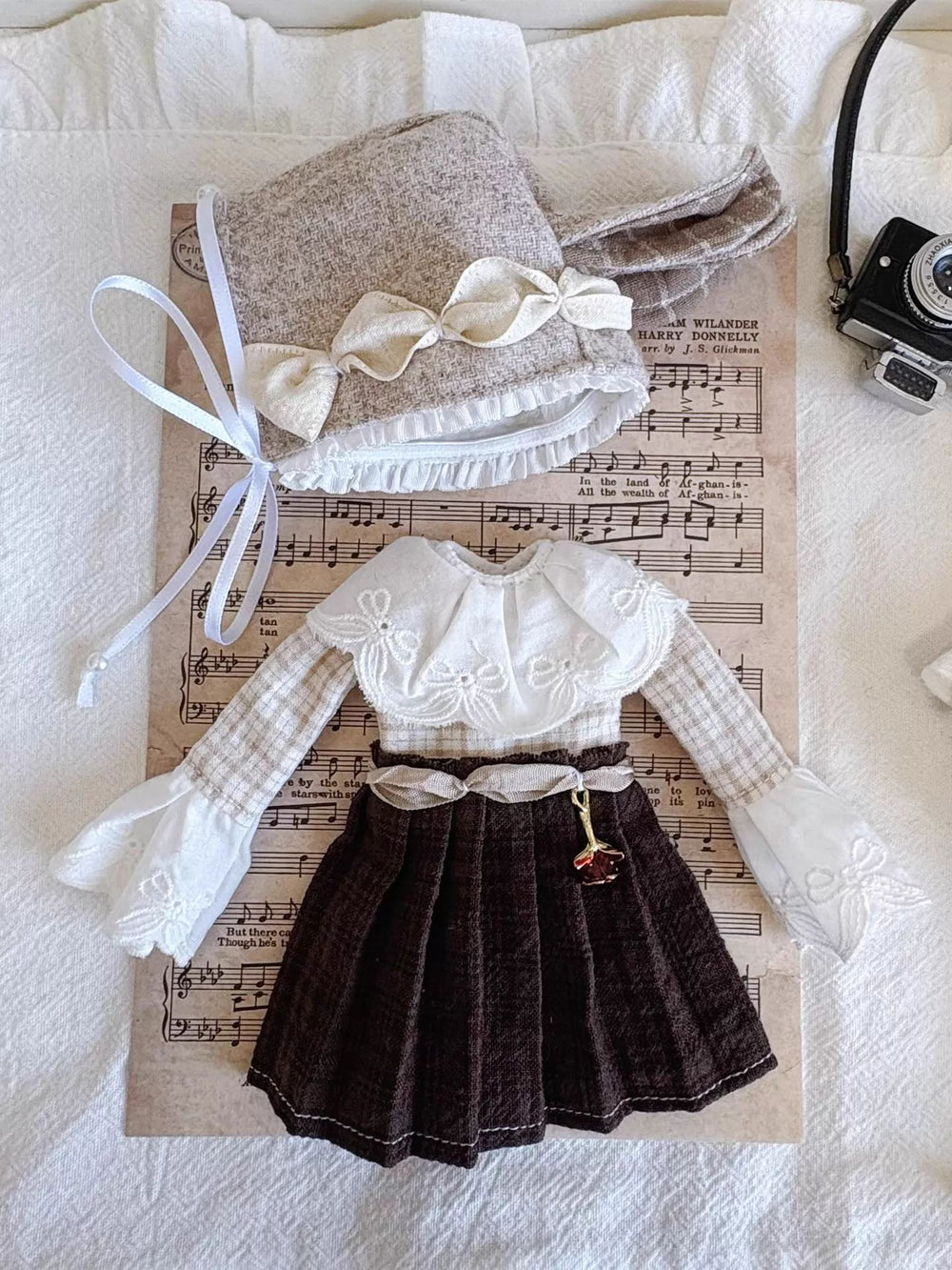Bunny Plaid Blythe 1/6 BJD Set Flat Lay | ToastDoll