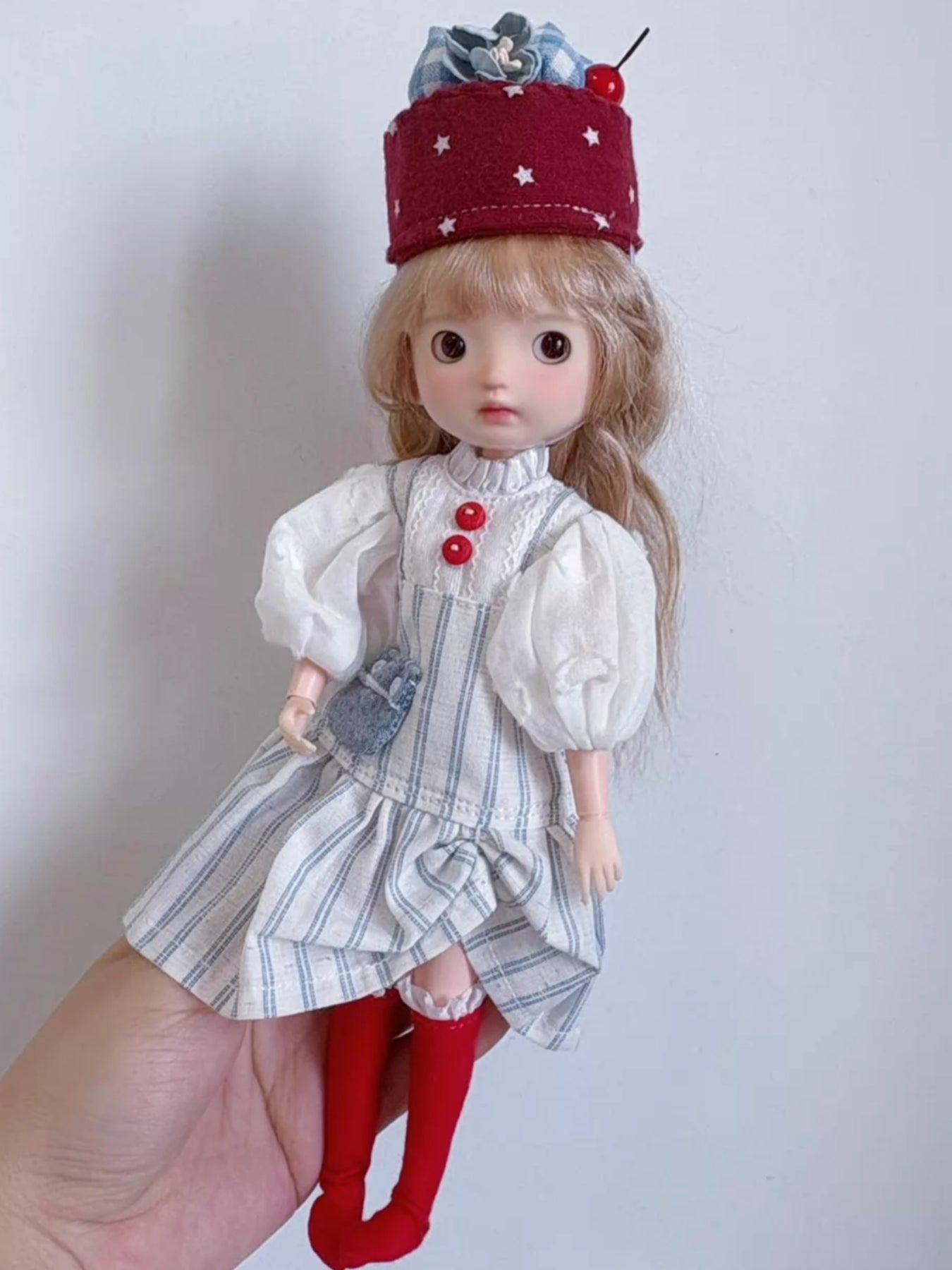 Cherry Cake 1/6 BJD Set On Doll Display | ToastDoll