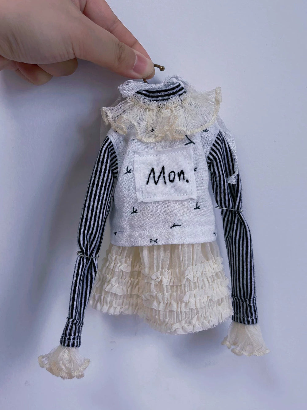 Striped Grunge Blythe 1/6 BJD Set  Close-up | ToastDoll