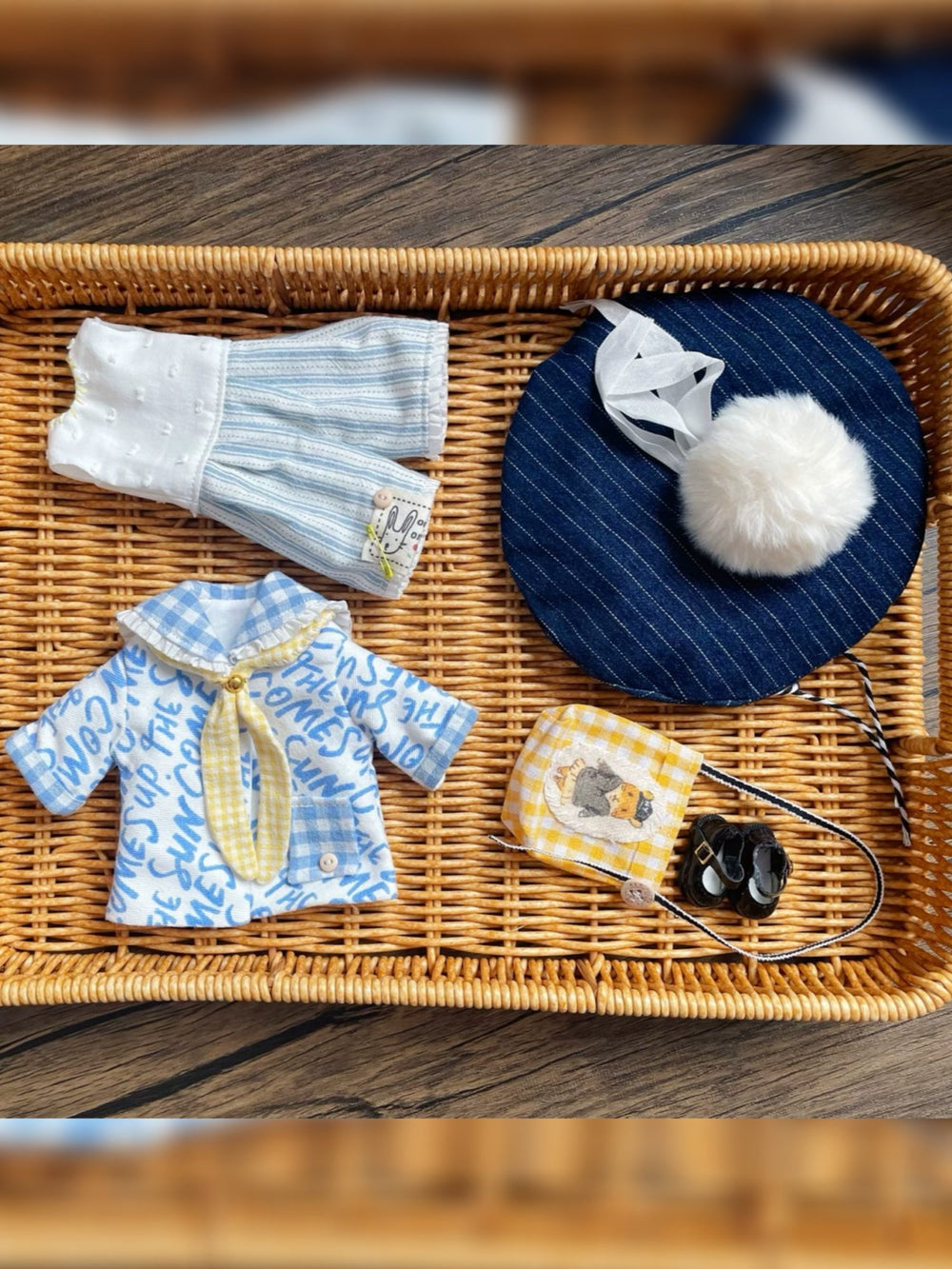 Blue Preppy Blythe Set Flat Lay | ToastDoll