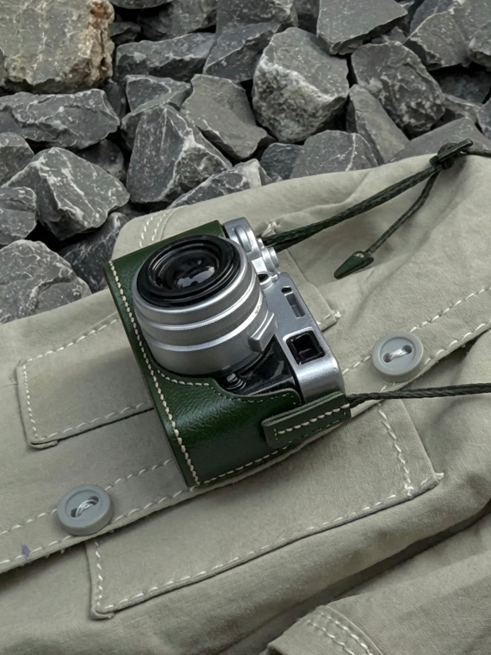 Mini Camera - Handmade Doll Miniature - ToastDoll