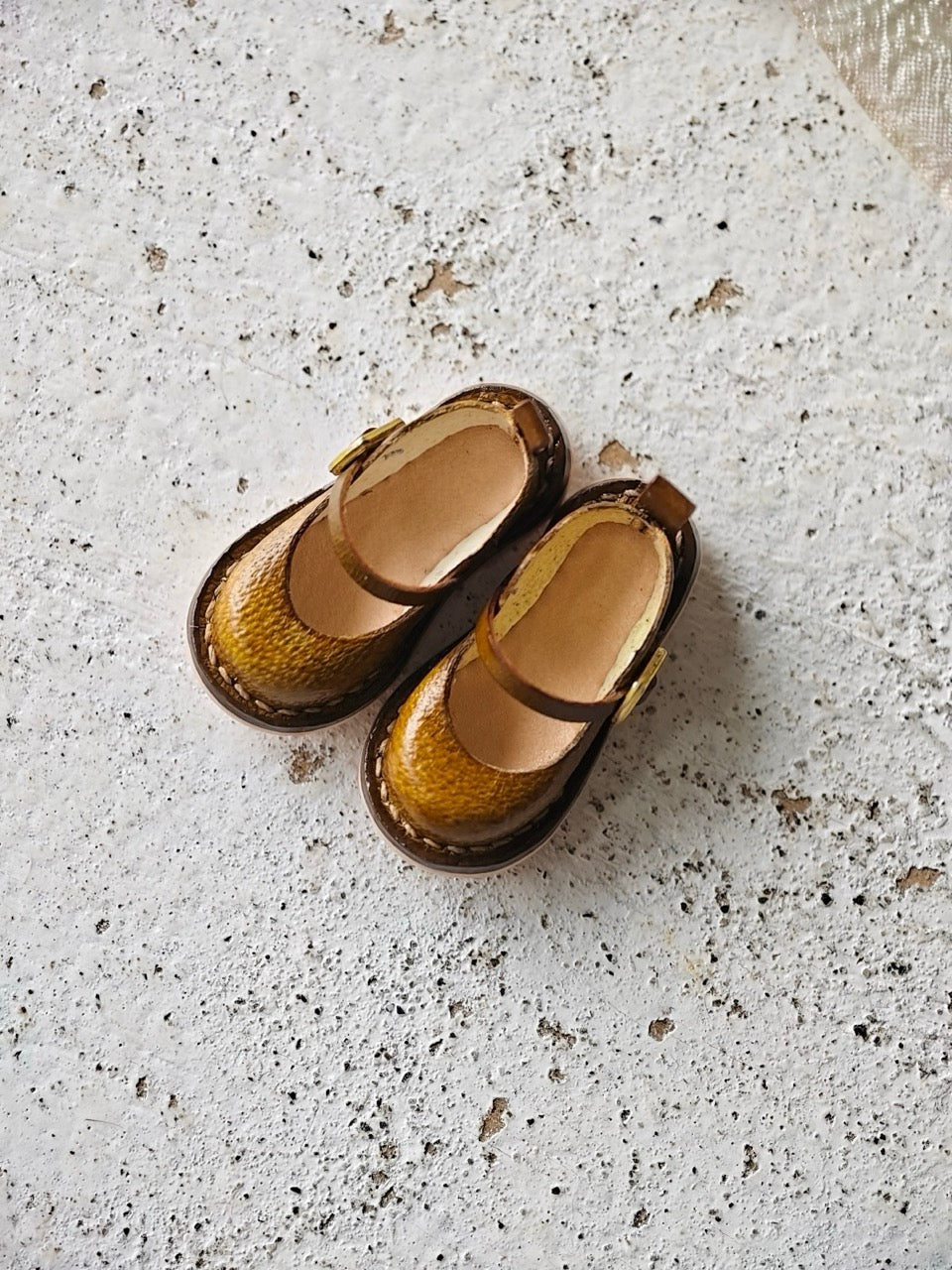 [IN STOCK] Leather Vintage Round Toe Blythe Handmade Shoes - ToastDoll