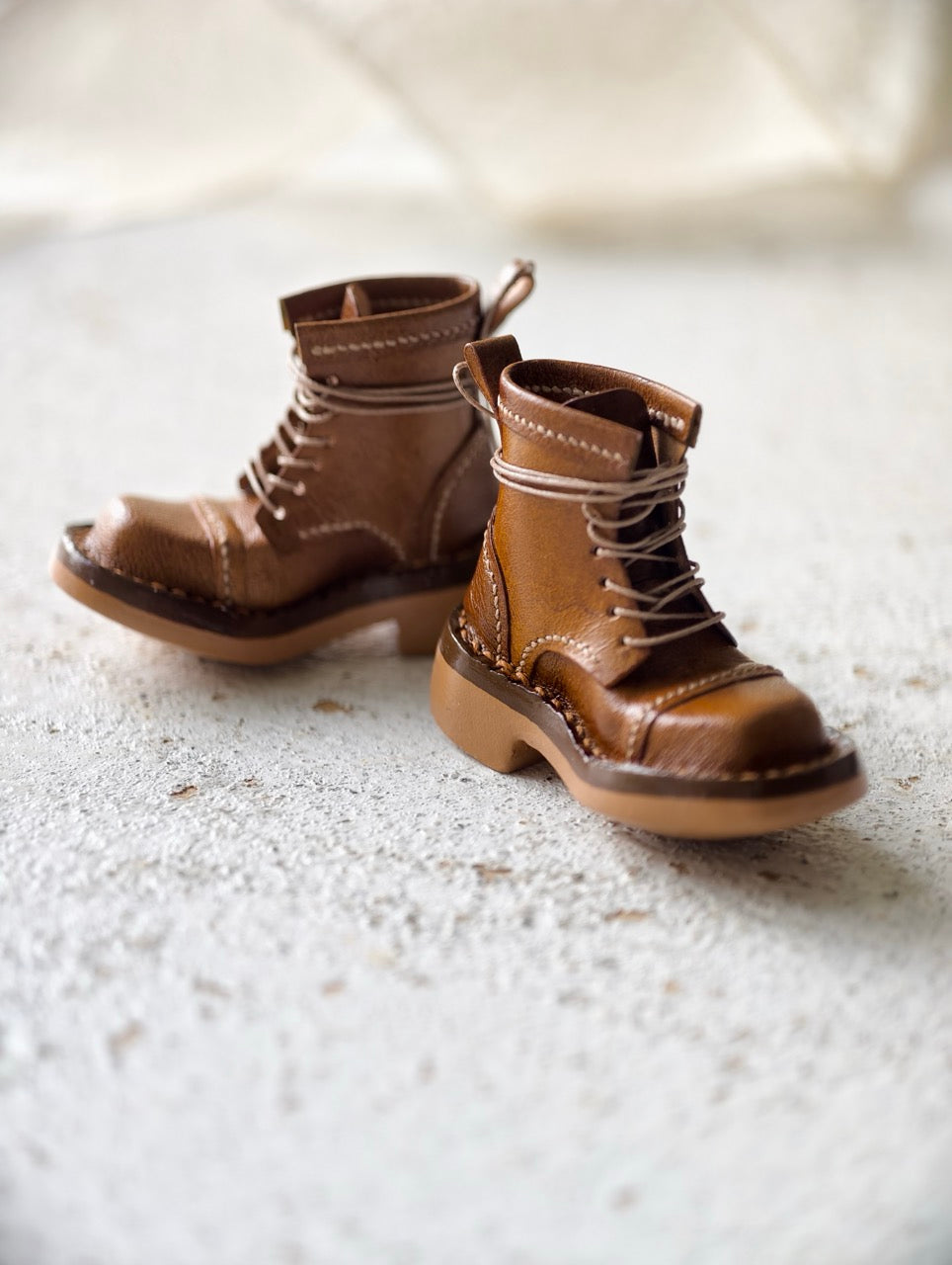 [IN STOCK] Vintage Leather Blythe Boots - Handmade Doll Shoes - ToastDoll