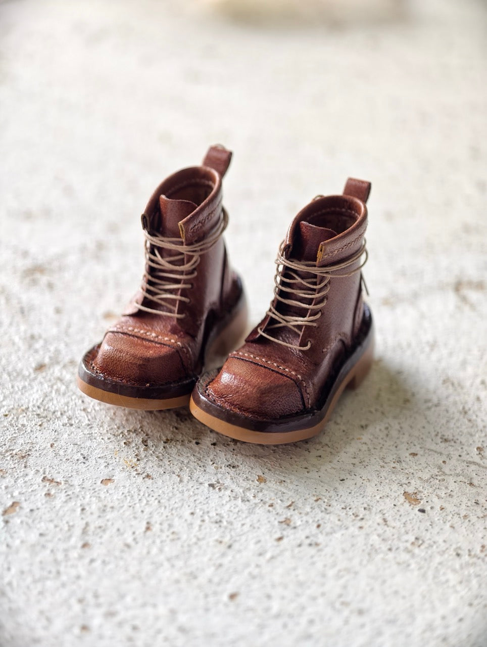 [IN STOCK] Vintage Leather Blythe Boots - Handmade Doll Shoes - ToastDoll