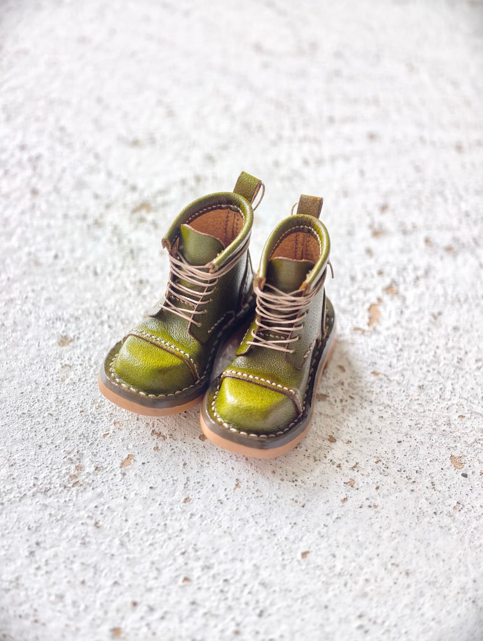 [IN STOCK] Vintage Leather Blythe Boots - Handmade Doll Shoes - ToastDoll